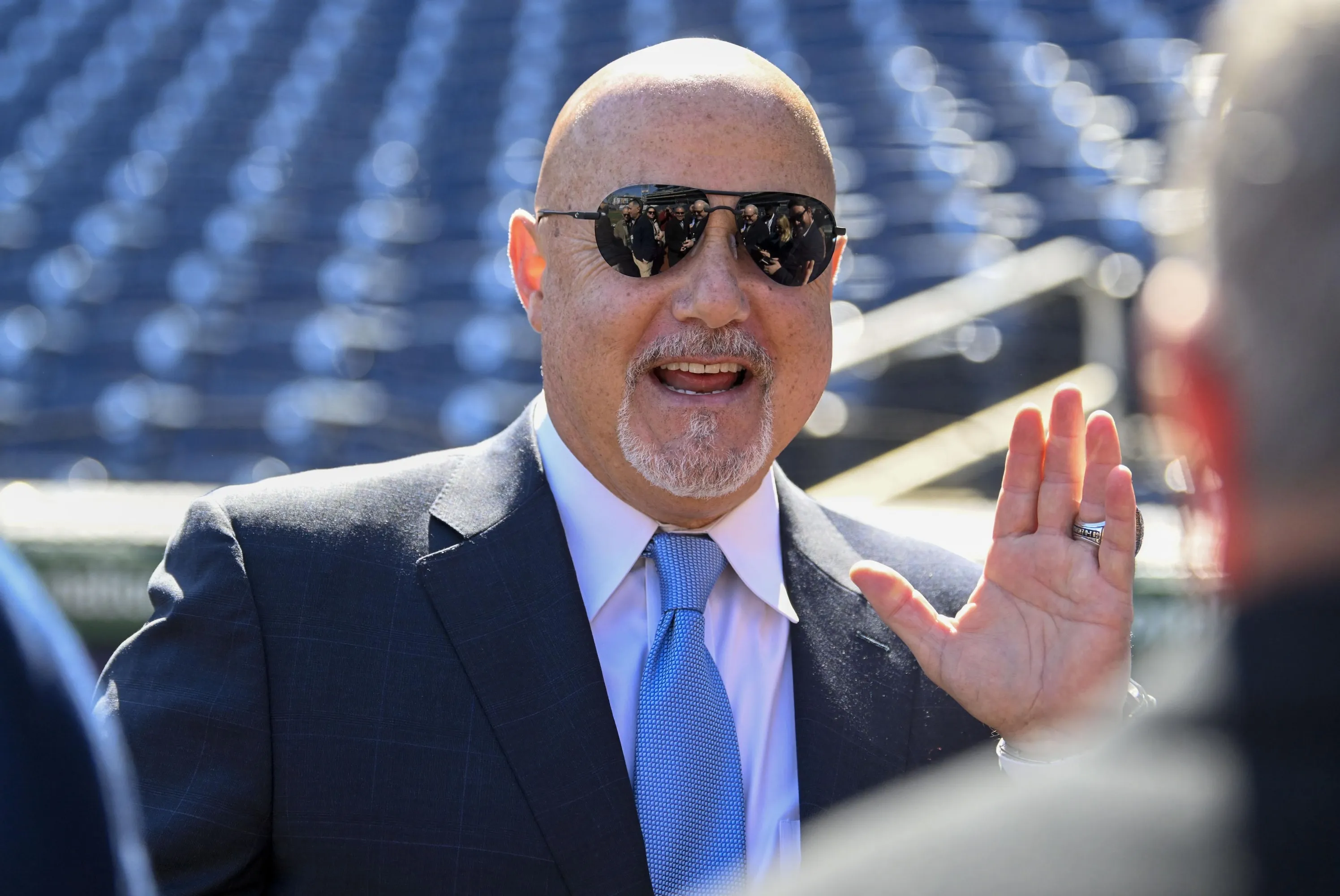 Mantan GM Nationals Mike Rizzo Akan Membeli Bir untuk Penggemar di DC Sebelum MLB Home Run Derby